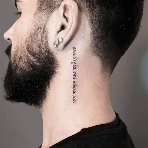 tatuaje hombre cuello|tatuajes para el cuello.